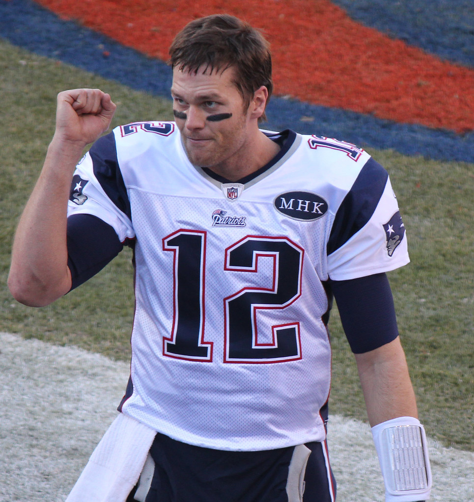 How tall is Tom Brady
