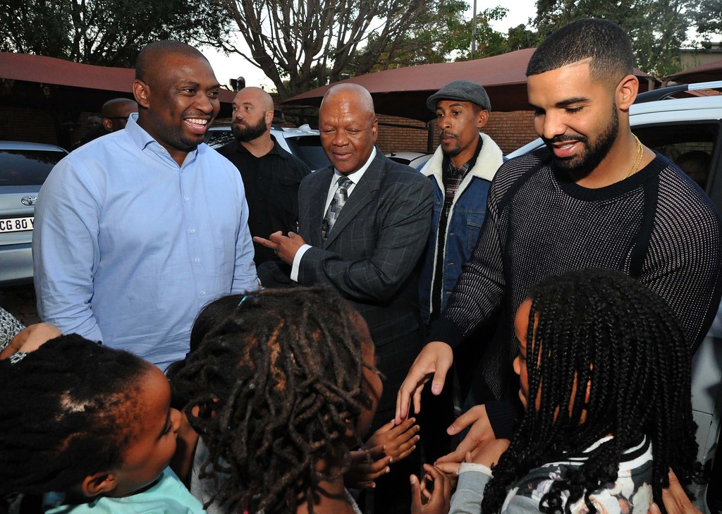 How tall is Drake