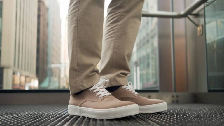 “How to appear taller instantly: Secrets behind styling with elevator shoes for men”