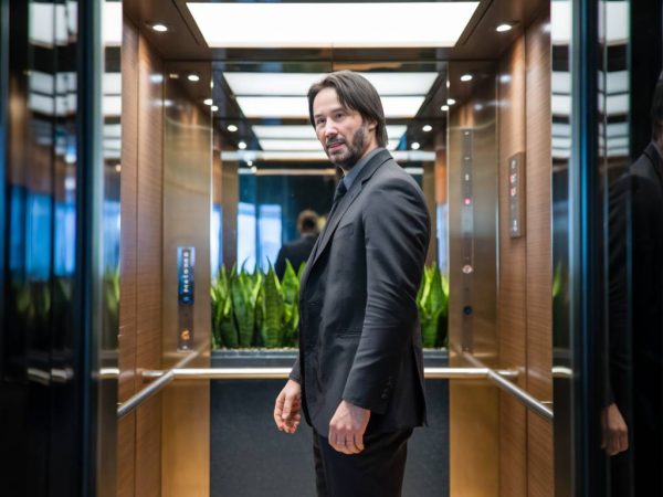 “How tall is Keanu Reeves and can elevator shoes enhance his iconic look?”