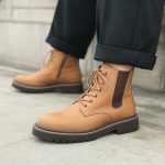 Comment paraître plus grand au travail : choisir des chaussures montantes adaptées à un style professionnel