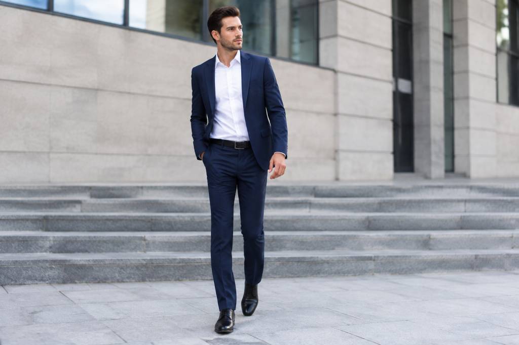 Heavy starch shirt: how it affects fit and appearance