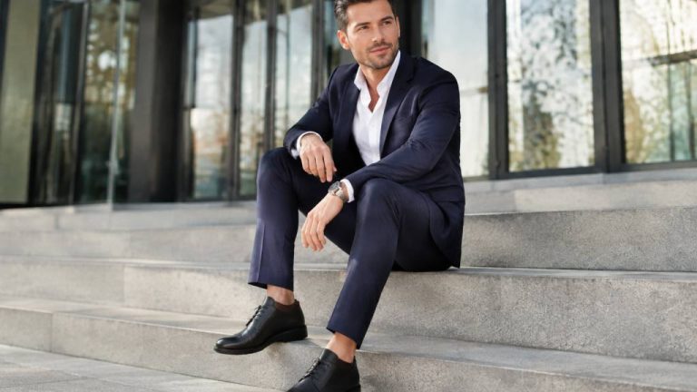 Tuxedo flap: how to style it for a taller, sharper look