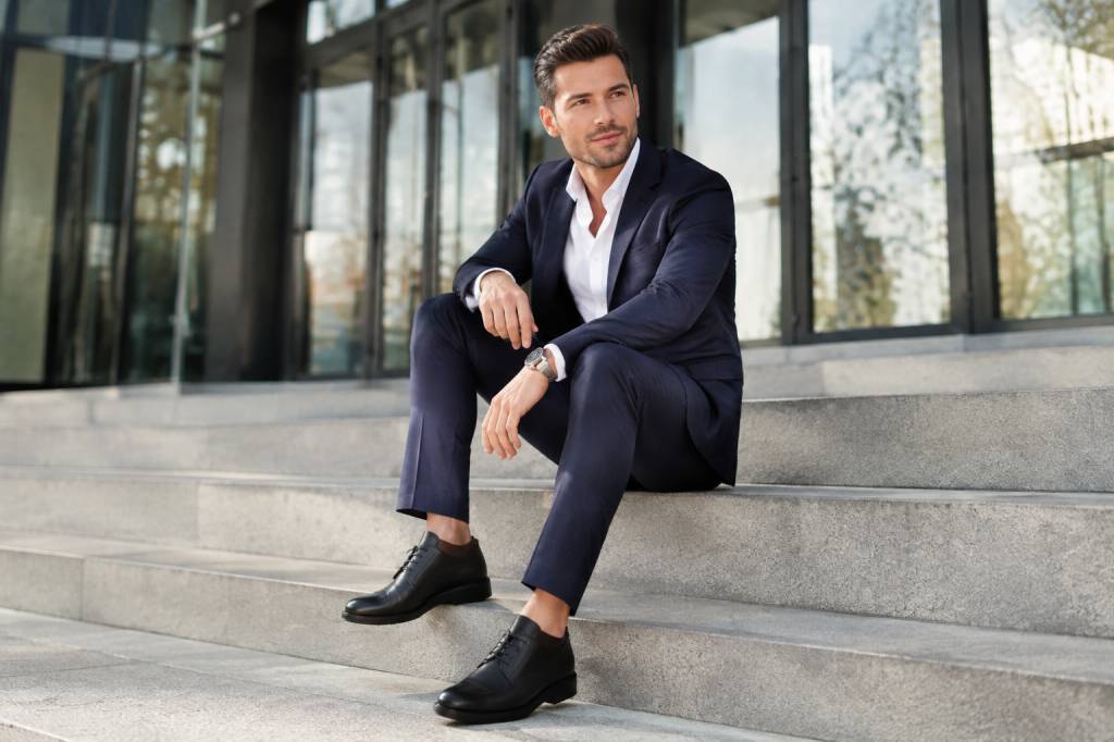 Tuxedo flap: how to style it for a taller, sharper look