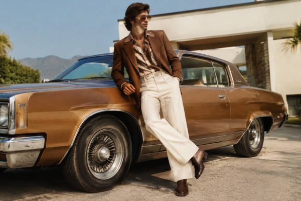 How to create a 70’s preppy style with elevator shoes